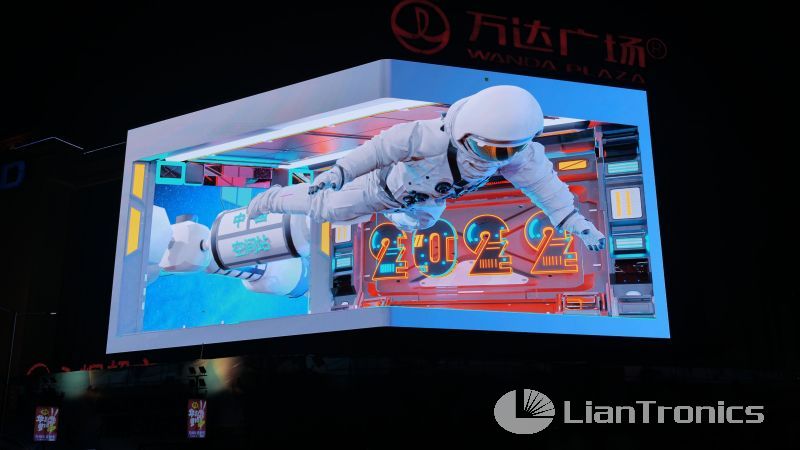 「3D」宇宙飛行士が重慶万州ワンダプラザが飛び出てくるようなLianTronicsLEDディスプレイ